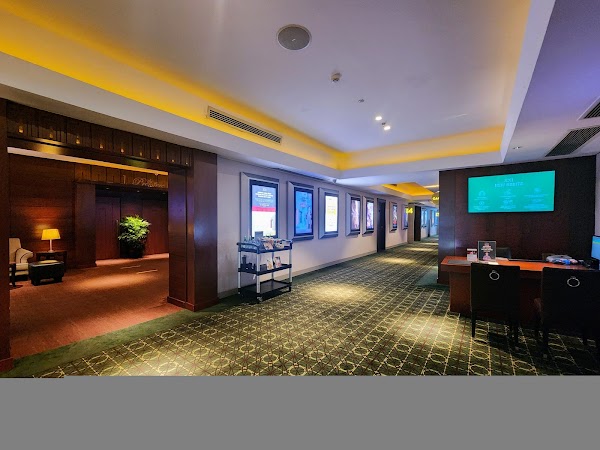 EMPORIUM PLUIT PREMIERE