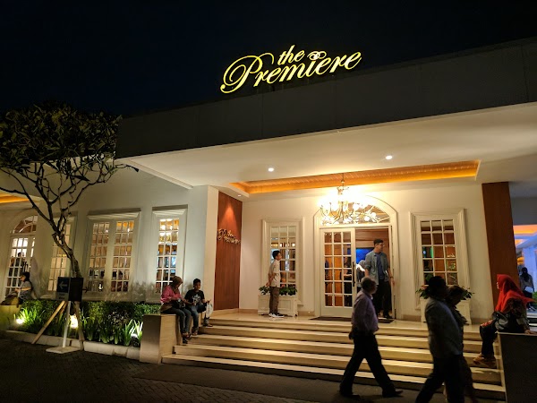 METROPOLE XXI